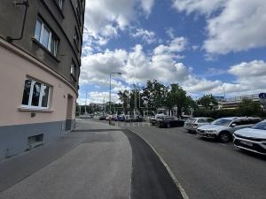 Pronájem bytu 2+kk, Praha - Libeň, náměstí Na Balabence, 50 m2