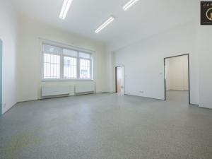 Pronájem kanceláře, Kladno, Huťská, 449 m2