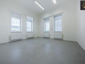 Pronájem kanceláře, Kladno, Huťská, 449 m2