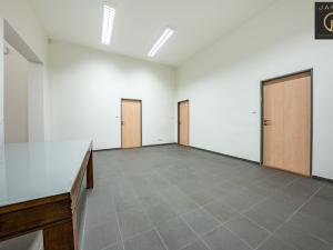 Pronájem kanceláře, Kladno, Huťská, 449 m2