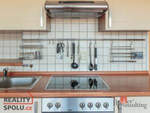 Prodej bytu 1+kk, Praha - Vysočany, Skloněná, 40 m2