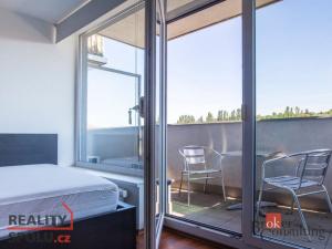 Prodej bytu 1+kk, Praha - Vysočany, Skloněná, 40 m2