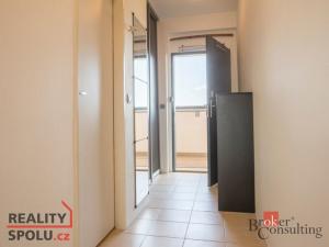 Prodej bytu 1+kk, Praha - Vysočany, Skloněná, 40 m2