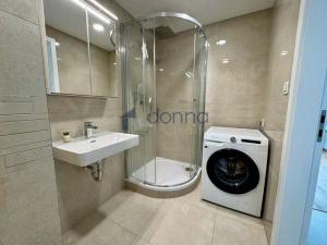 Pronájem bytu 1+kk, Praha, Tetauerova, 33 m2