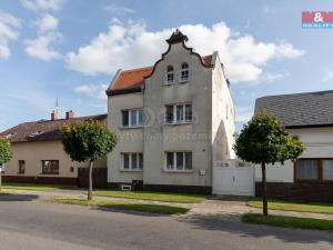 Prodej obchodního prostoru, Kravaře, Náměstí, 180 m2