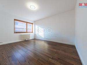 Prodej bytu 5+kk, Praha, Jeseniova, 176 m2