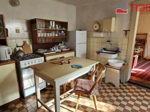Prodej rodinného domu, Lužec nad Cidlinou, 306 m2