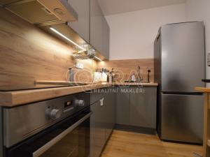 Pronájem bytu 2+kk, Praha - Michle, Pod Stárkou, 45 m2
