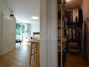 Pronájem bytu 2+kk, Praha - Michle, Pod Stárkou, 45 m2