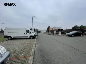 Prodej výrobních prostor, Zlín, 729 m2