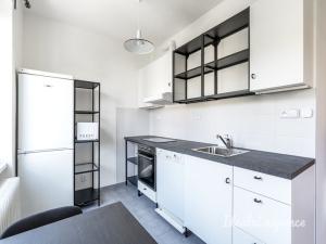 Pronájem bytu 2+kk, Praha, U kombinátu, 46 m2