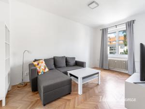 Pronájem bytu 2+kk, Praha, U kombinátu, 46 m2