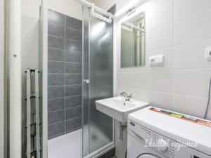 Pronájem bytu 2+kk, Praha, U kombinátu, 46 m2