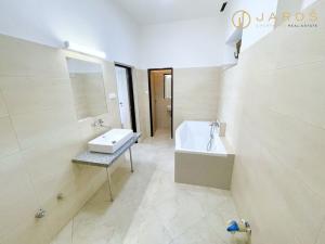 Pronájem bytu 2+kk, Kladno, T. G. Masaryka, 49 m2