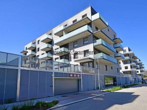 Pronájem bytu 1+kk, Praha, Čakovická, 34 m2
