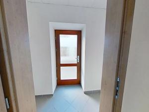 Pronájem bytu 1+kk, Měřín, Náměstí, 28 m2