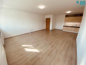 Pronájem bytu 2+kk, Měřín, Náměstí, 66 m2