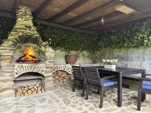 Prodej rodinného domu, Samopše - Talmberk, 146 m2
