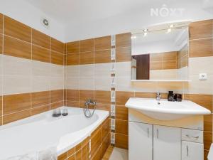 Prodej bytu 2+1, Kolín, Roháčova, 58 m2