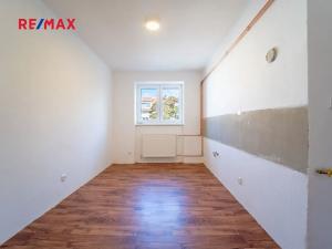 Prodej bytu 2+1, Kolín, Benešova, 56 m2