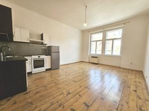 Pronájem bytu 2+kk, Praha - Vršovice, Krymská, 60 m2