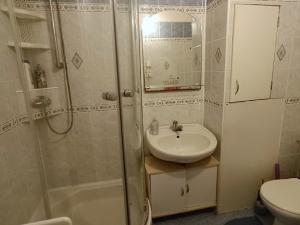 Pronájem bytu 3+1, Otrokovice - Kvítkovice, Hlavní, 62 m2