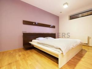 Pronájem bytu 2+kk, Brno, Kopečná, 87 m2