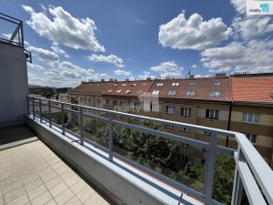 Pronájem bytu 2+kk, Praha - Holešovice, Osadní, 77 m2