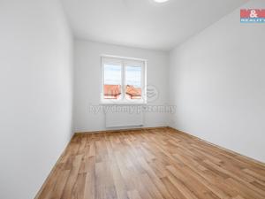 Pronájem bytu 4+1, Domažlice, Petrovická, 89 m2