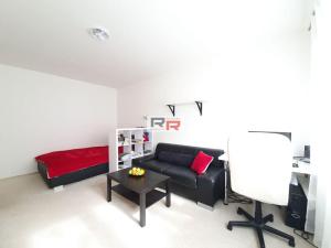 Prodej bytu 1+1, Olomouc - Holice, Slunečná, 38 m2