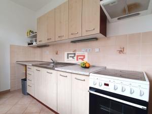 Prodej bytu 1+1, Olomouc - Holice, Slunečná, 38 m2