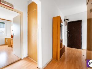 Prodej bytu 3+1, Praha, Lamačova, 75 m2