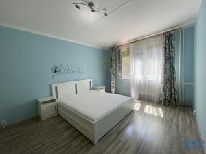 Pronájem bytu 2+kk, Praha - Kamýk, Seidlova, 39 m2
