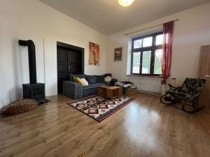 Pronájem bytu 3+1, Pardubice - Bílé Předměstí, Husova, 100 m2
