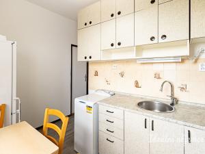 Pronájem bytu 2+1, Praha - Záběhlice, Jasmínová, 53 m2