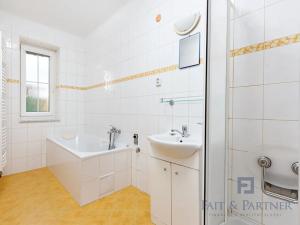 Prodej rodinného domu, Holýšov, 200 m2