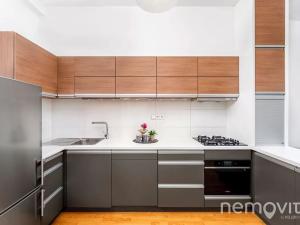 Prodej bytu 2+kk, Praha - Strašnice, Černokostelecká, 69 m2