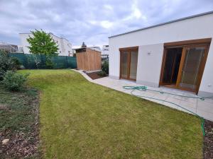 Pronájem bytu 2+kk, Mníšek pod Brdy, V Edenu, 55 m2