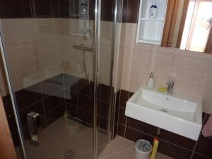 Pronájem bytu 2+kk, Mníšek pod Brdy, V Edenu, 55 m2