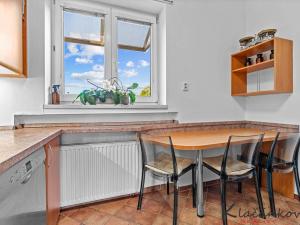 Prodej bytu 3+1, Otrokovice, Školní, 78 m2