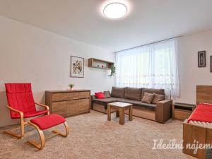 Pronájem bytu 1+1, Koryčany, Zámecká, 50 m2