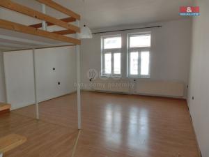 Pronájem bytu 2+1, Pardubice - Zelené Předměstí, Bacháčkova, 71 m2