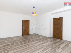 Prodej bytu 2+1, Pardubice - Bílé Předměstí, Štrossova, 75 m2