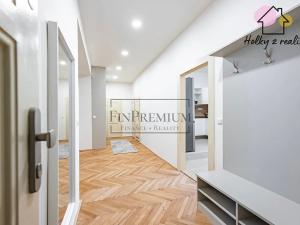 Pronájem bytu 3+1, Praha - Staré Město, Michalská, 99 m2
