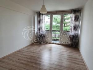 Pronájem bytu 3+kk, Čelákovice, náměstí 5. května, 85 m2