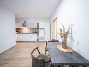 Prodej bytu 2+kk, Morašice, 49 m2