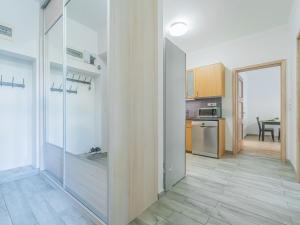 Prodej bytu 2+kk, Praha - Dejvice, Václavkova, 58 m2