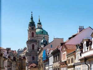 Pronájem bytu 2+1, Praha - Malá Strana, Mostecká, 68 m2