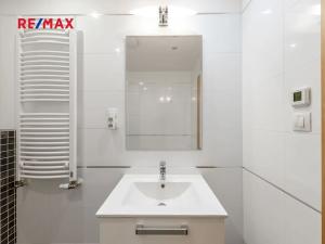 Pronájem bytu 2+kk, Praha - Žižkov, Olšanská, 75 m2