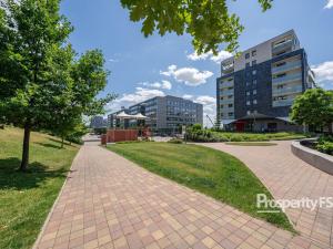 Pronájem bytu 2+kk, Praha - Stodůlky, náměstí Junkových, 62 m2